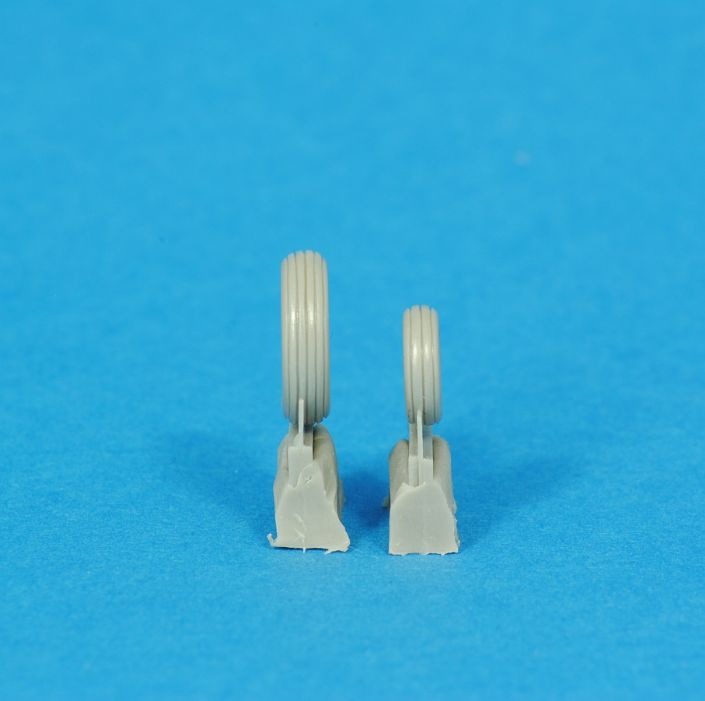 SOLD OUT: F-104 Starfighter narrow tyres