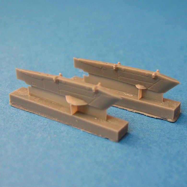 SOLD OUT: F-4 Phantom Outer Pylons, Navy, 1:72